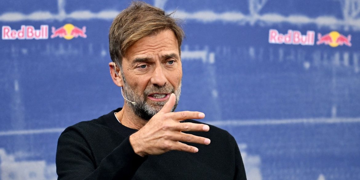 Leeds on "alert" for star loved by Jurgen Klopp, he'll pick new club "soon"
