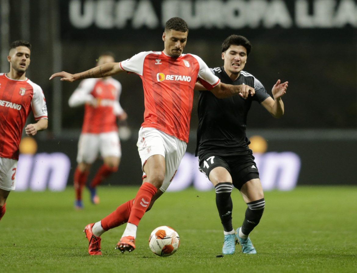 Wolves could sign Van Dijk 2.0 in Carmo